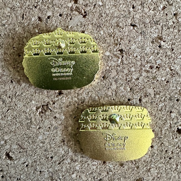 Disney Princess Macaron Enamel Pins (Set of 2) - Picture 2 of 3